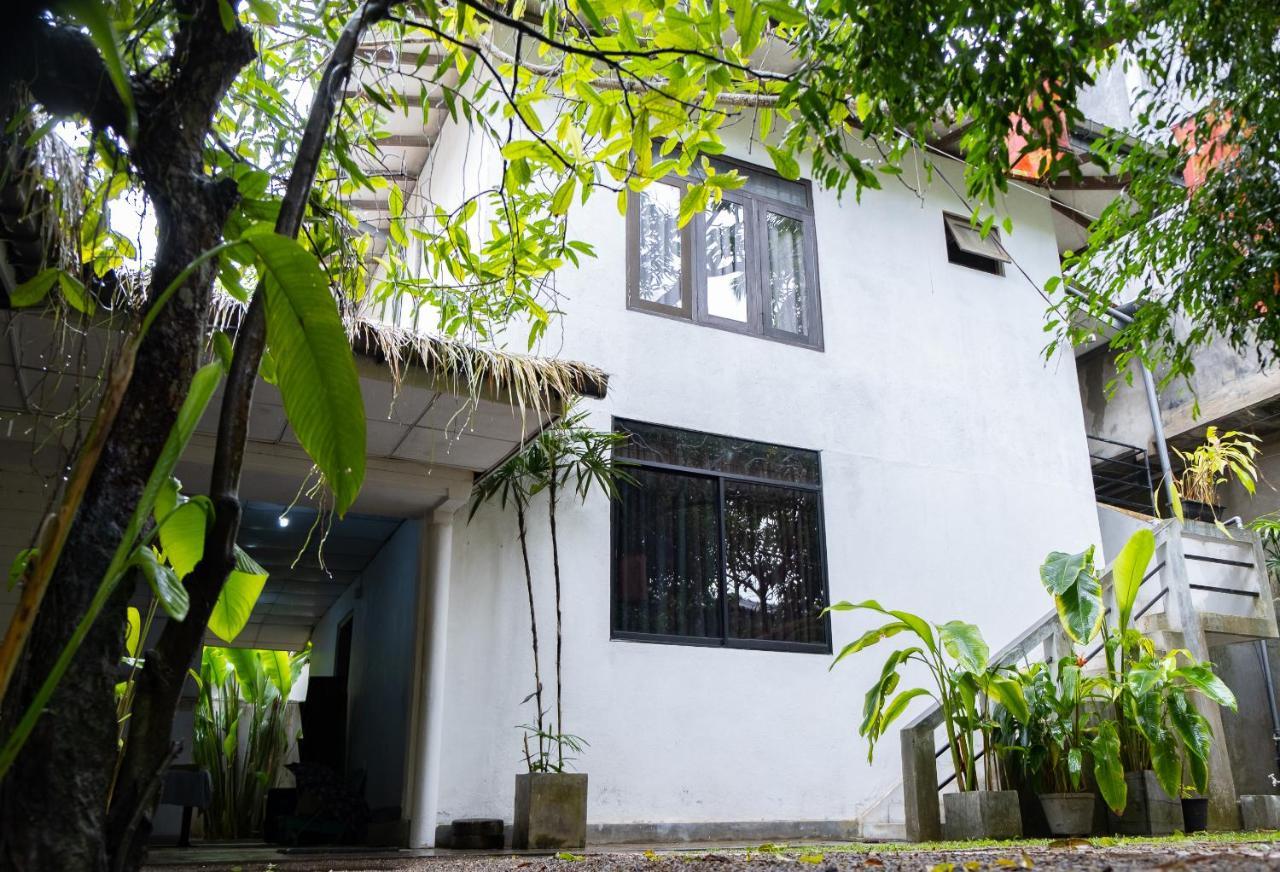 Rastha Pastha Beach Villa อูนาวาตูนา ภายนอก รูปภาพ